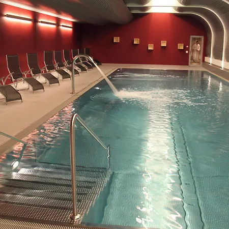 Mirabeau Etoile 호텔 4*