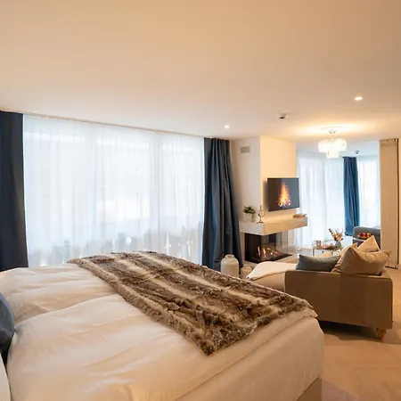 Mirabeau Etoile Hotel 4*