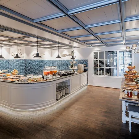 Mirabeau Etoile Hotel 4*