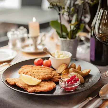 Mirabeau Etoile Hotel 4*