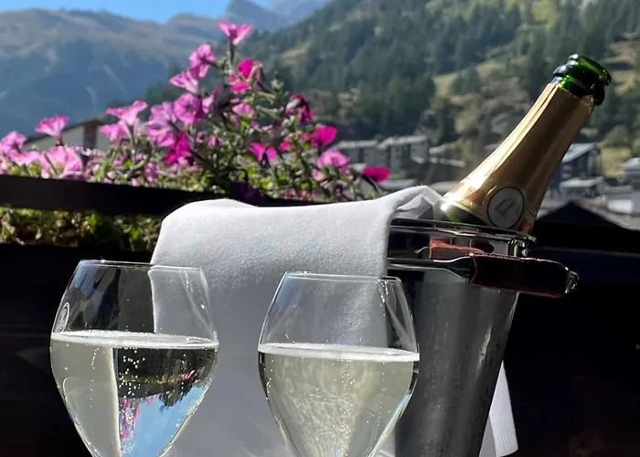 Mirabeau Etoile Hotel 4*