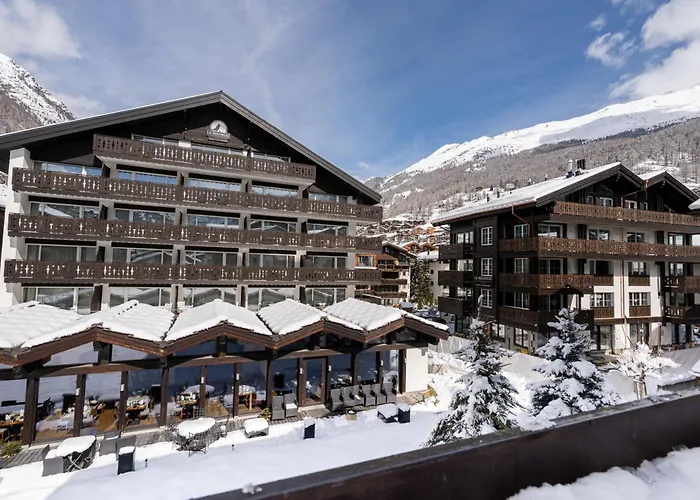 Mirabeau Etoile Hotel