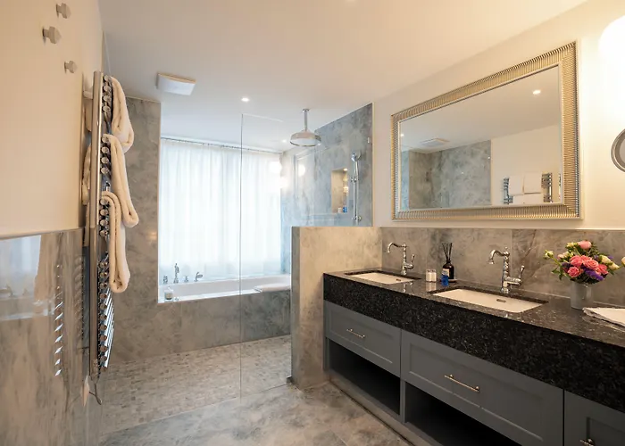 Hotel Mirabeau Etoile 4*