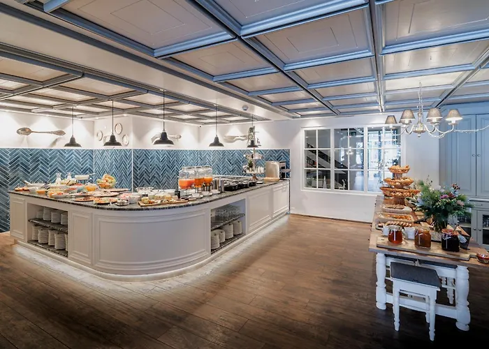 Mirabeau Etoile Hotel 4*